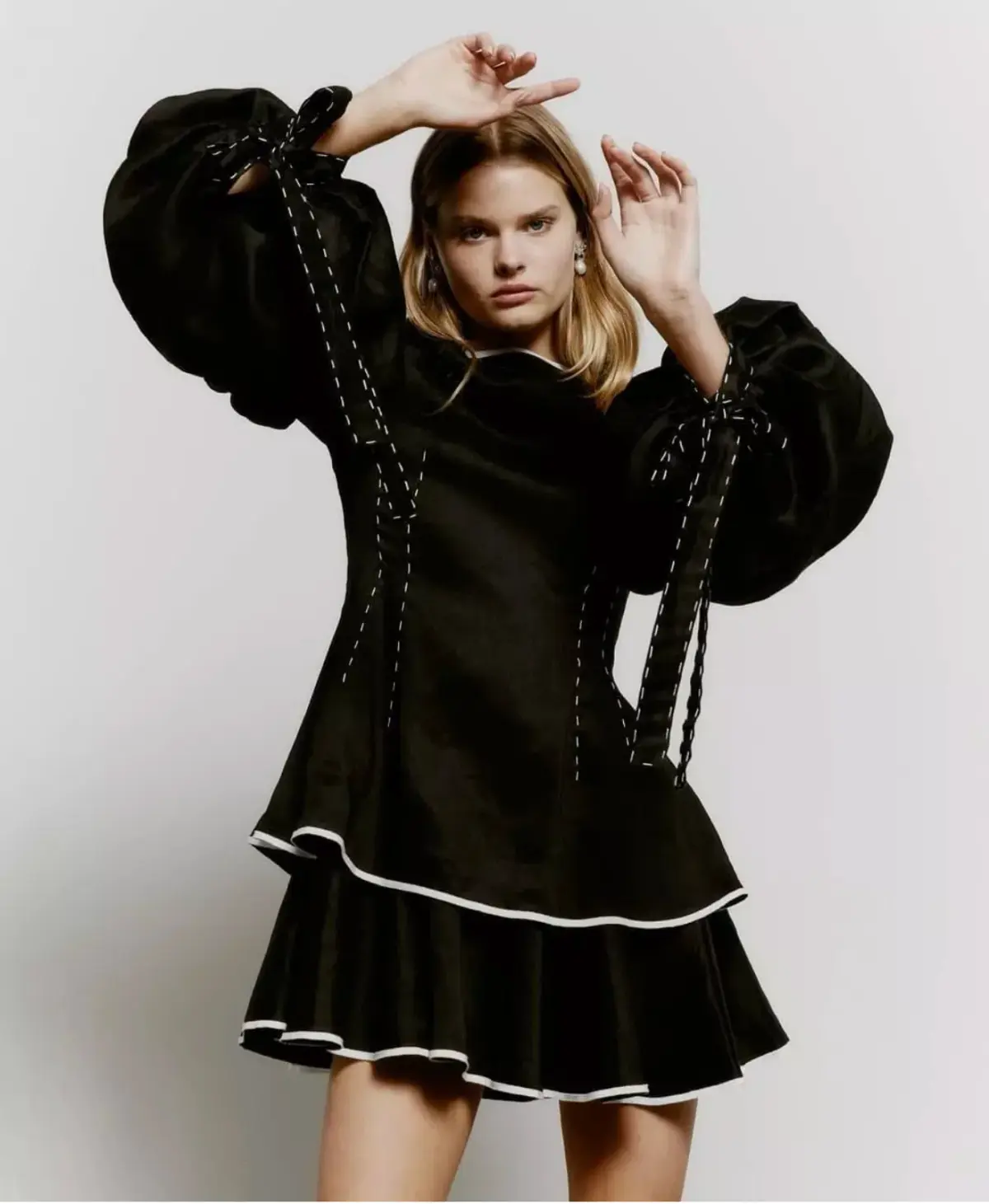 AJE Black Gracious Tiered Linen Blend Mini Black Size AU 10 - Image 1