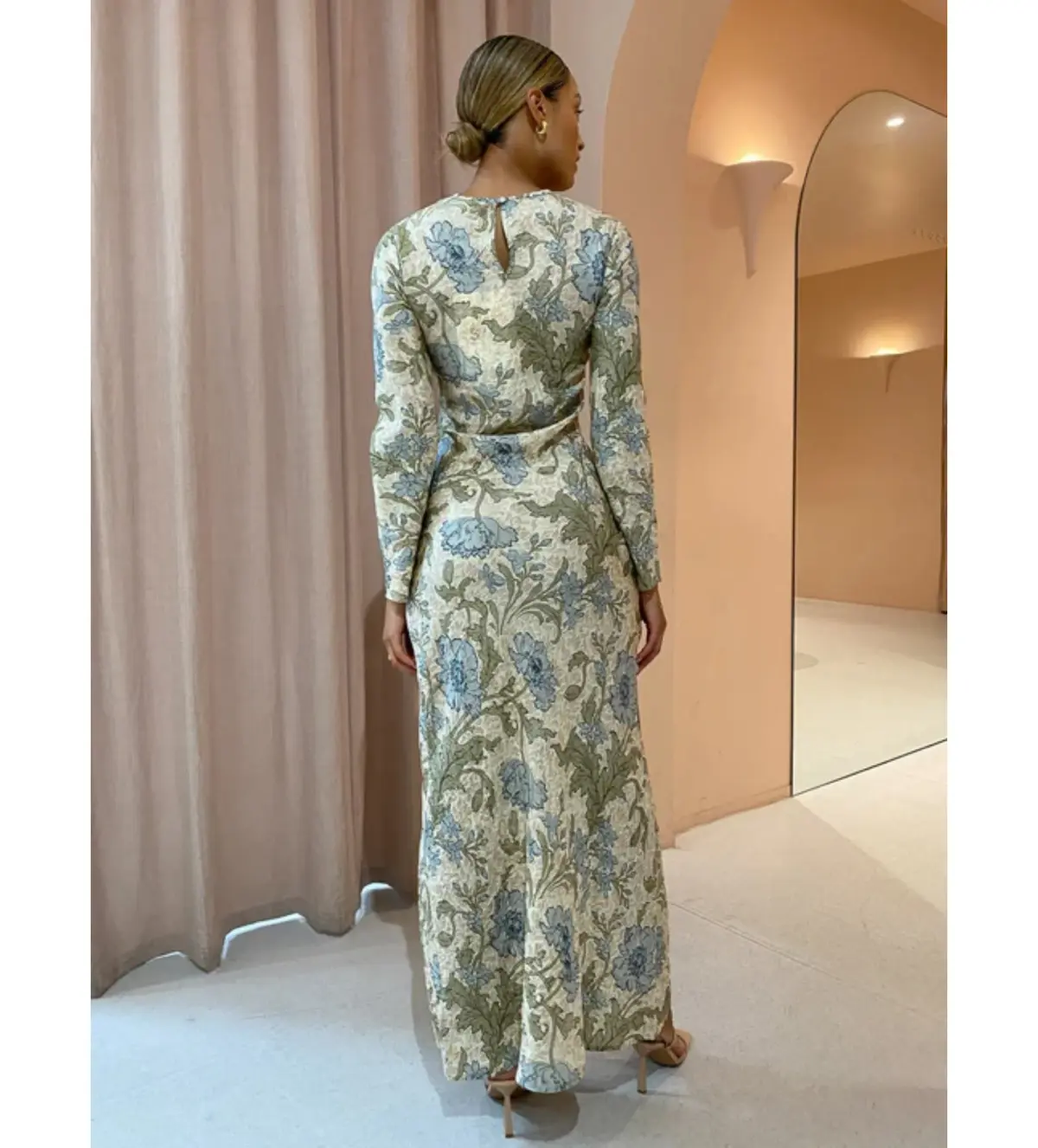 Sir the Label Maev Gown Maxi in Florence Print Size 1 / AU 8 - Image 2