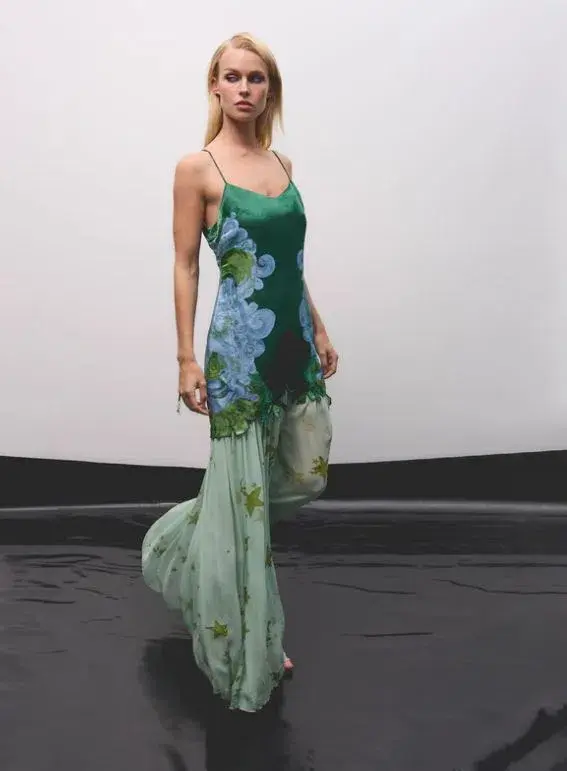 Antipodean Runaway Star Drop Waist Gown Size AU 10 - Image 1