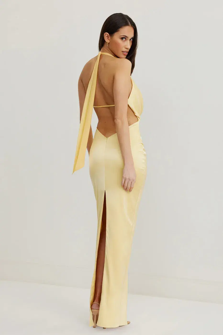 Lexi  Alice Gown  Yellow  Size 6  - Image 2