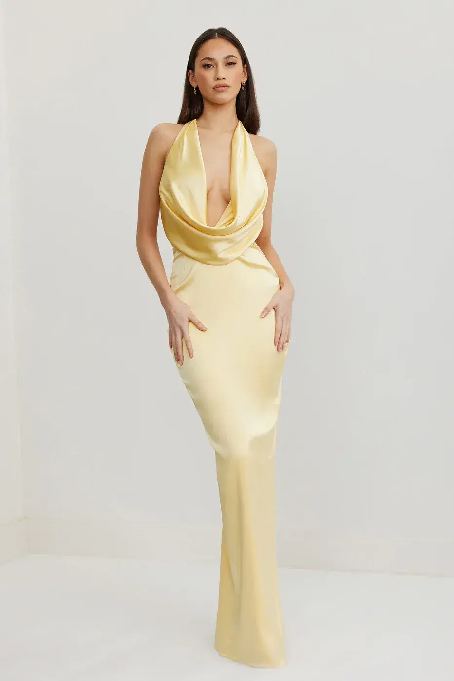 Lexi  Alice Gown  Yellow  Size 6  - Image 1