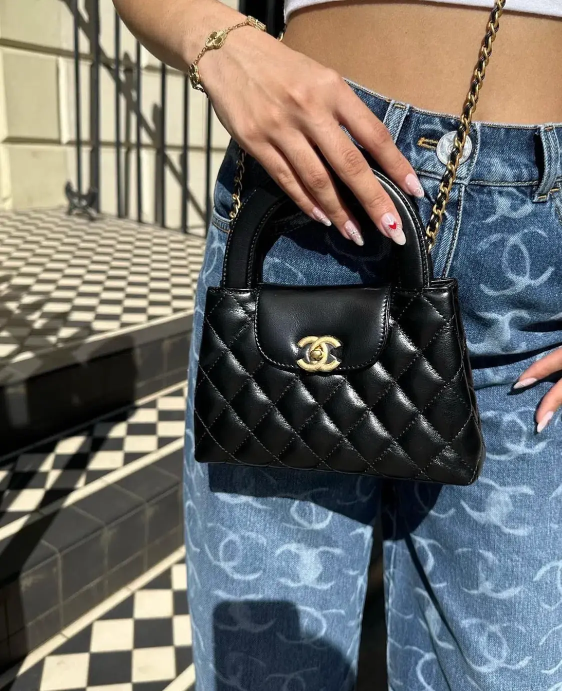 Chanel Kelly Mini Black - Image 3