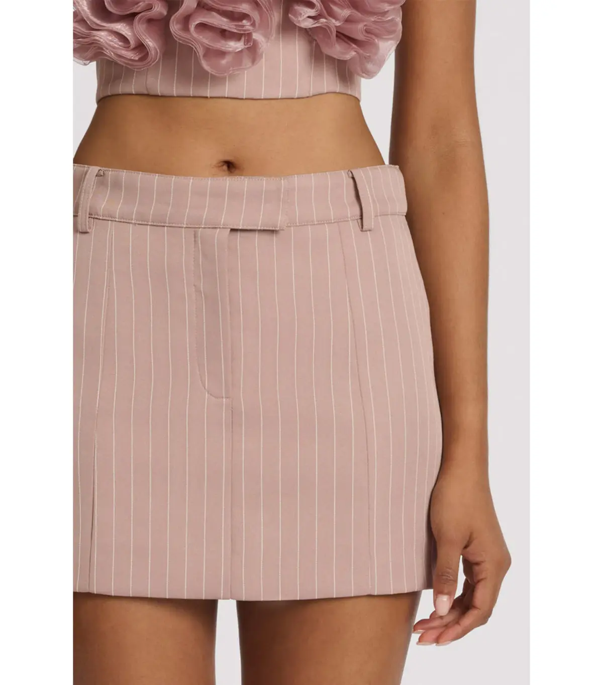 Eliya The Label Eleni Blazer Size AU 6 and Emerson Skirt Size AU 8 Pink - Image 4