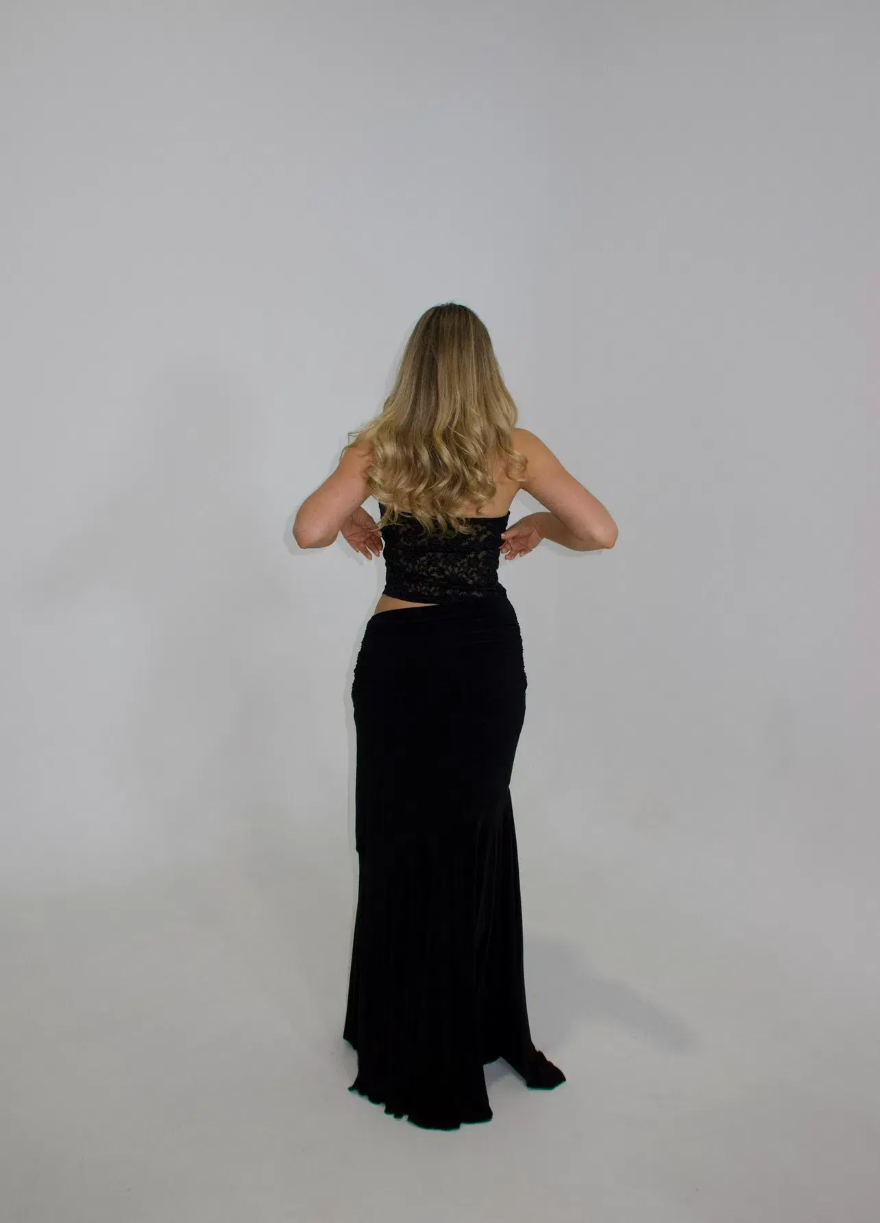 Deconduarte Ilona Maxi Black Size AU 8 - Image 2