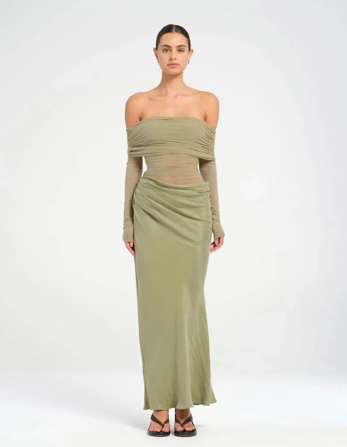 BENNI Yasmin Off-Shoulder Midi Dress Green Size 10 - Image 1
