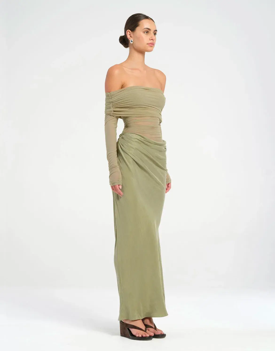 BENNI Yasmin Off-Shoulder Midi Dress Green Size 10 - Image 2