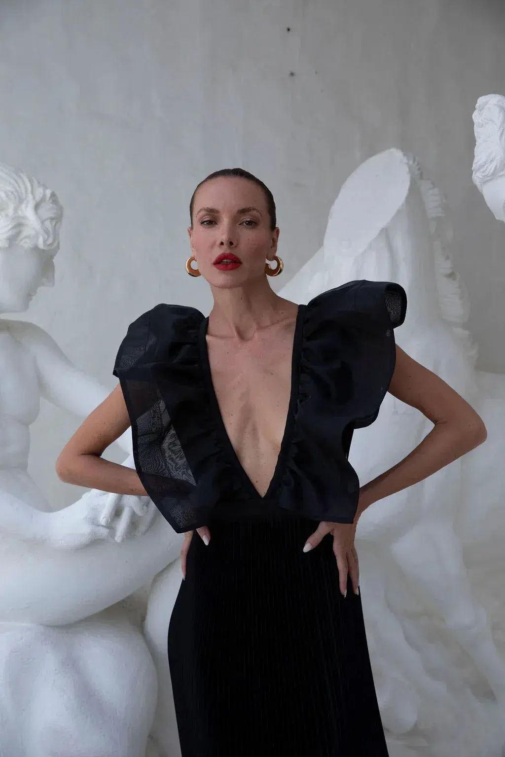 L'Idee Woman Ventoux Gown Noir Black Size 10 for rent on The Volte - main image