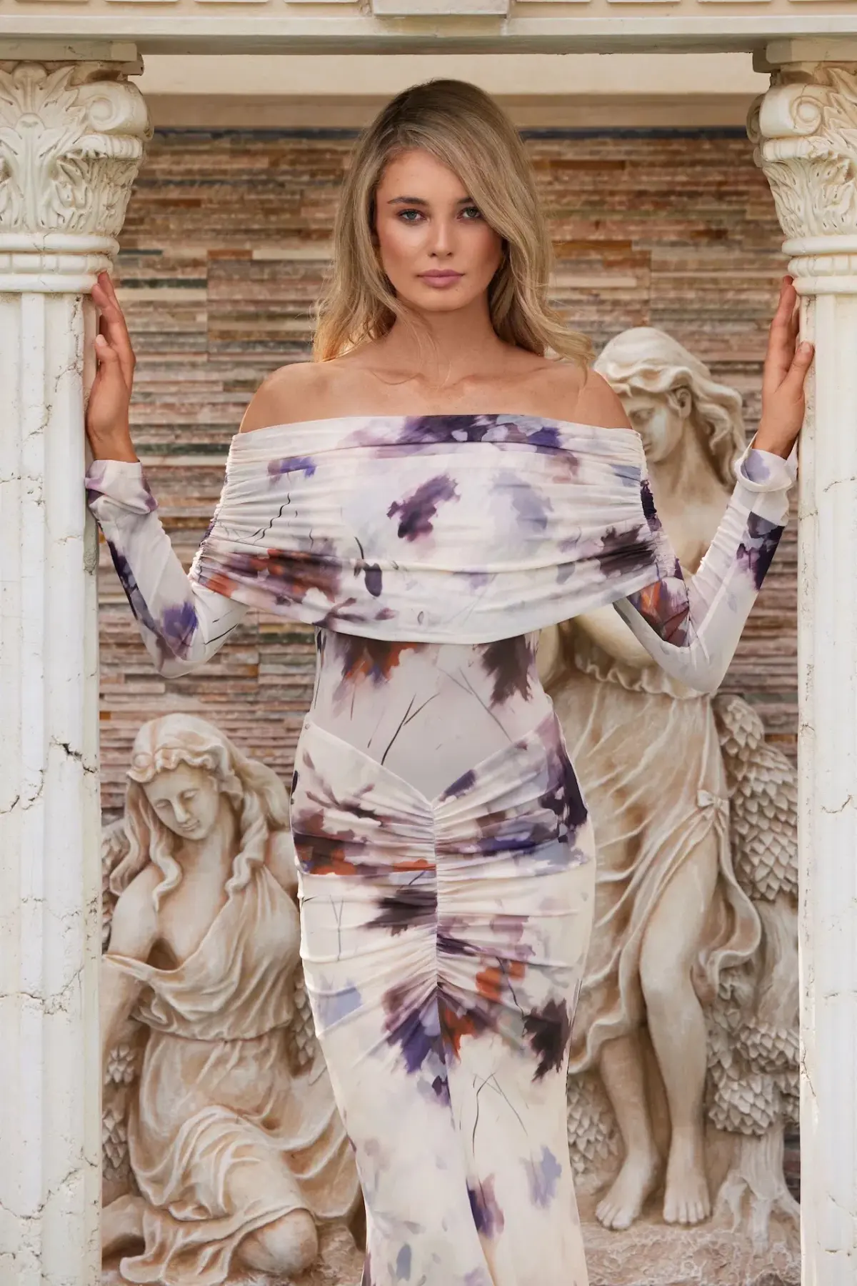 Elle Zeitoune Paige Maxi Dress in Watercolour Bloom Size AU 14 - Image 2