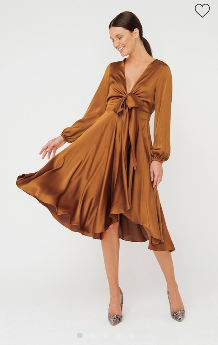 Sheike dress Gold size 6 - Image 2