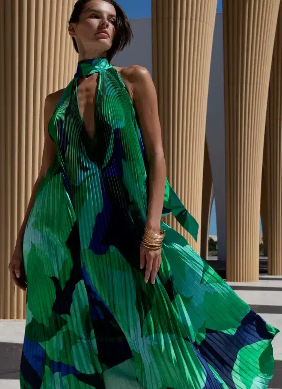 L'IDEE Opera Gown in Capri Green Size AU8 - Image 1