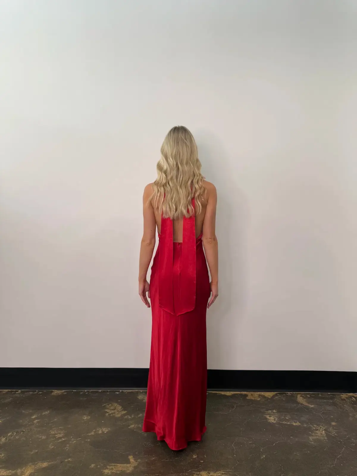 Shona Joy Tatum Halter Neck Maxi Dress in Grenadine Size AU8 - Image 3