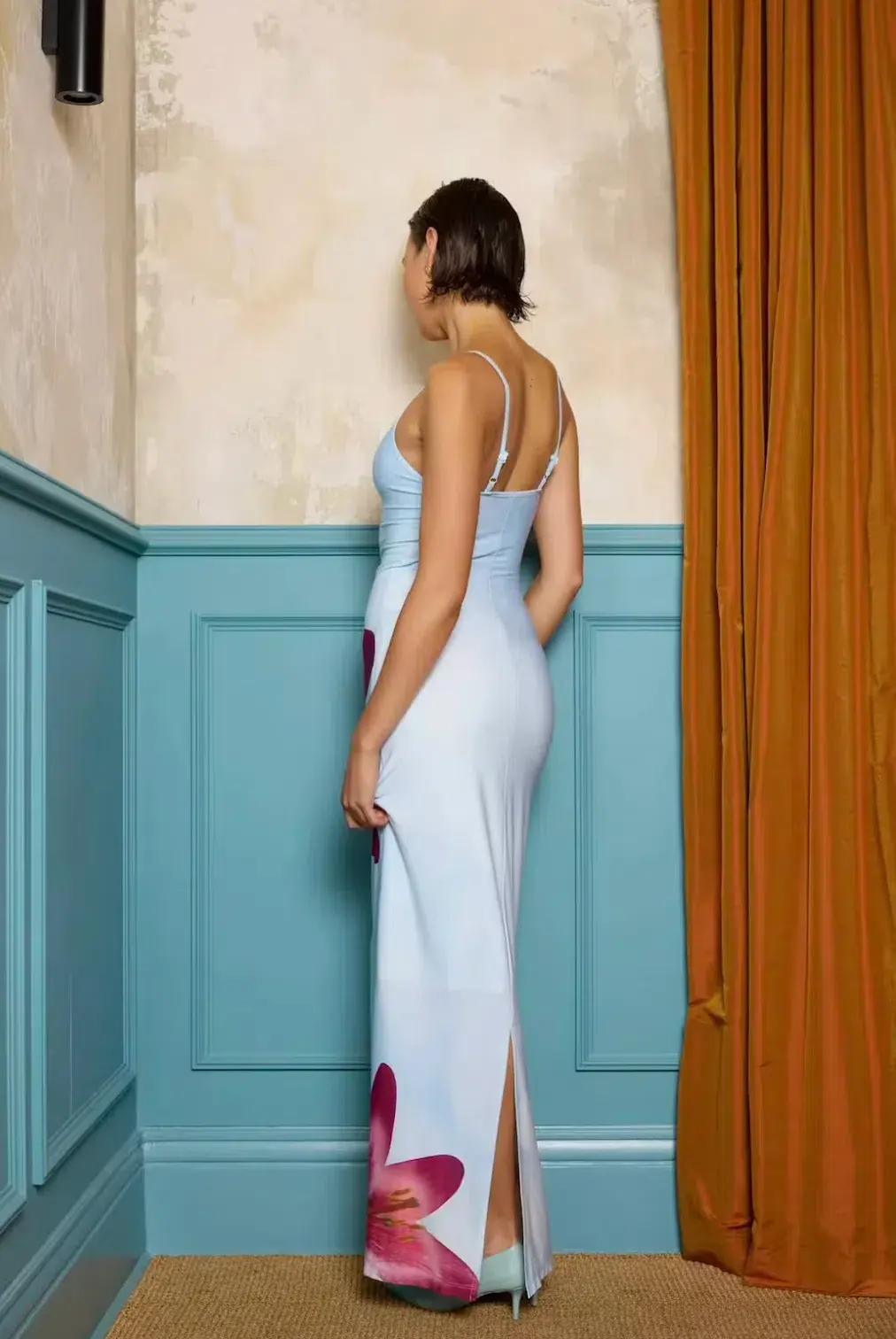 With Harper Lu Slip Dress in Sky Lily Floral Size 6 - Image 3