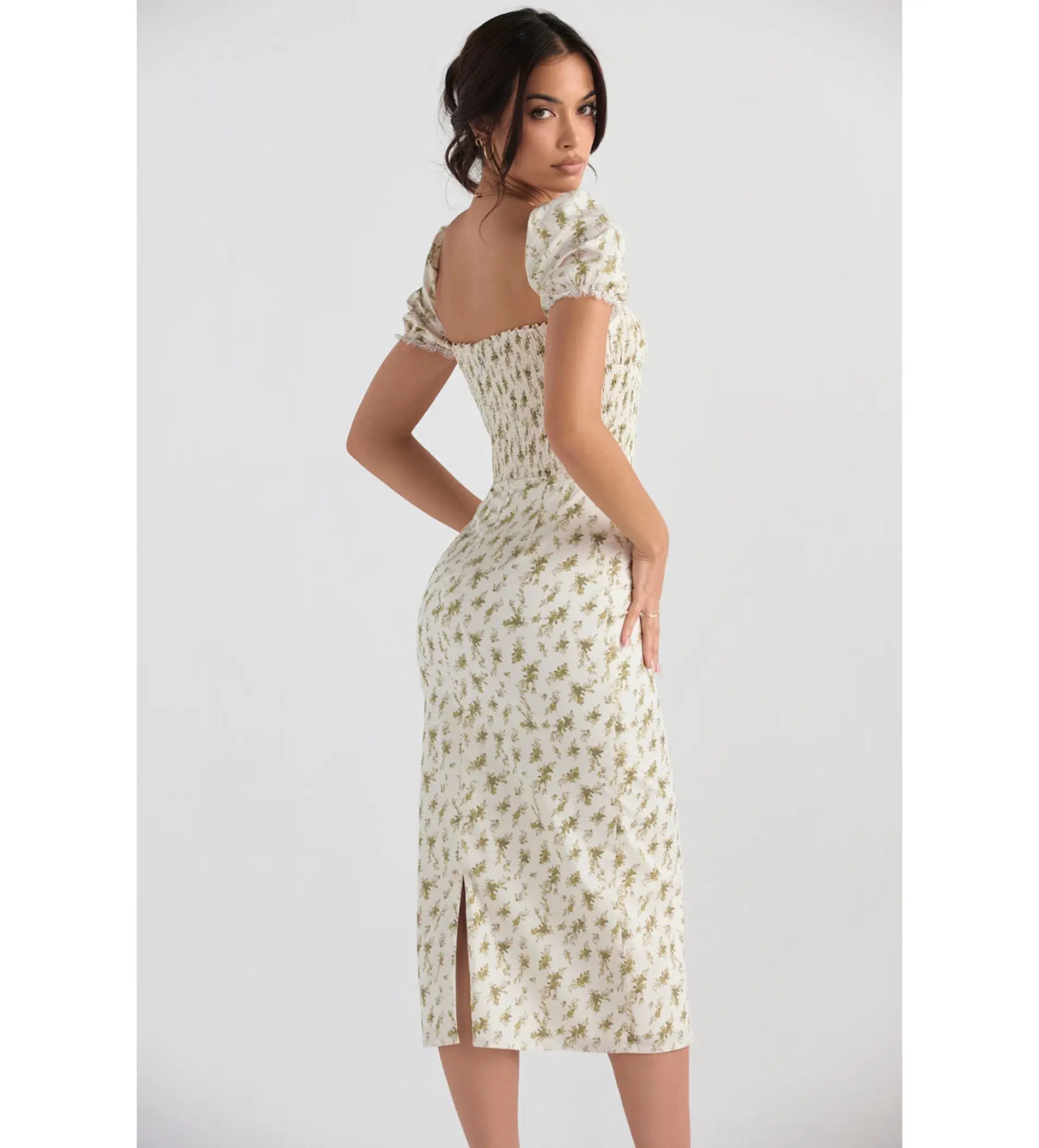 House of CB Bellucci Shirred Midi Dress in Garden Print Green Size M /US 6 /AU 10  - Image 4