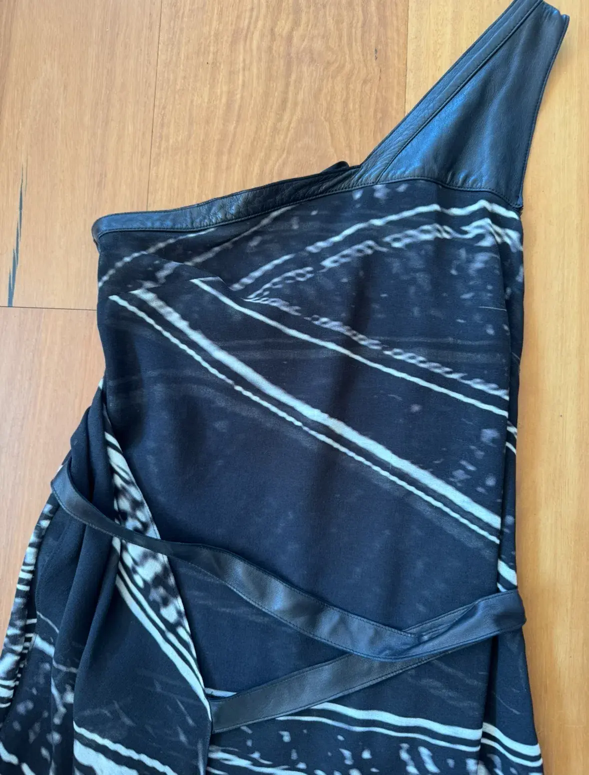 Kimberly Ovitz Leather Trim Knee-Length Dress Black Print Size US 4 AU 8 - Image 4