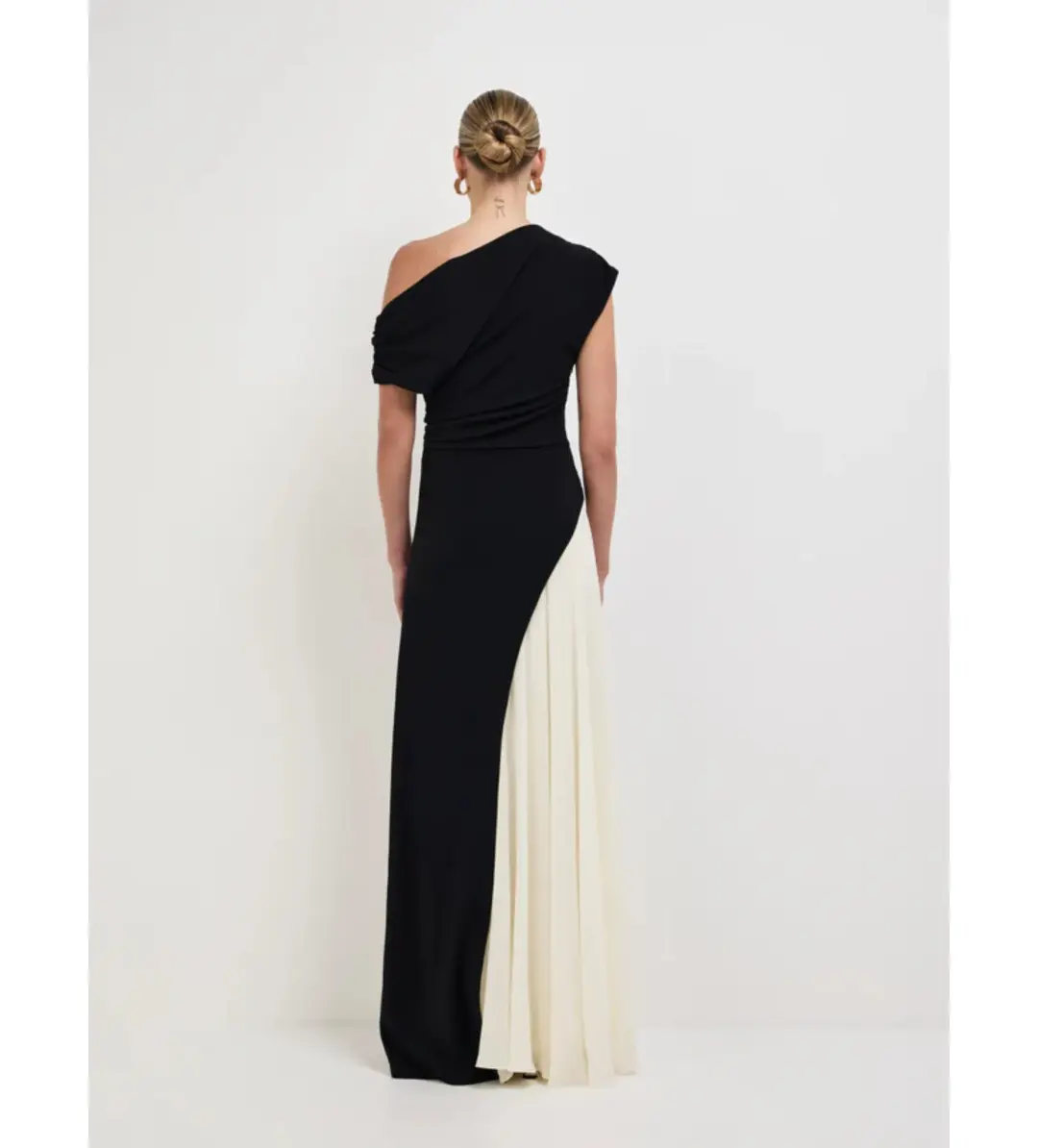 Sheike Celine Maxi Dress Black Contrast Size 6 for rent on The Volte - main image