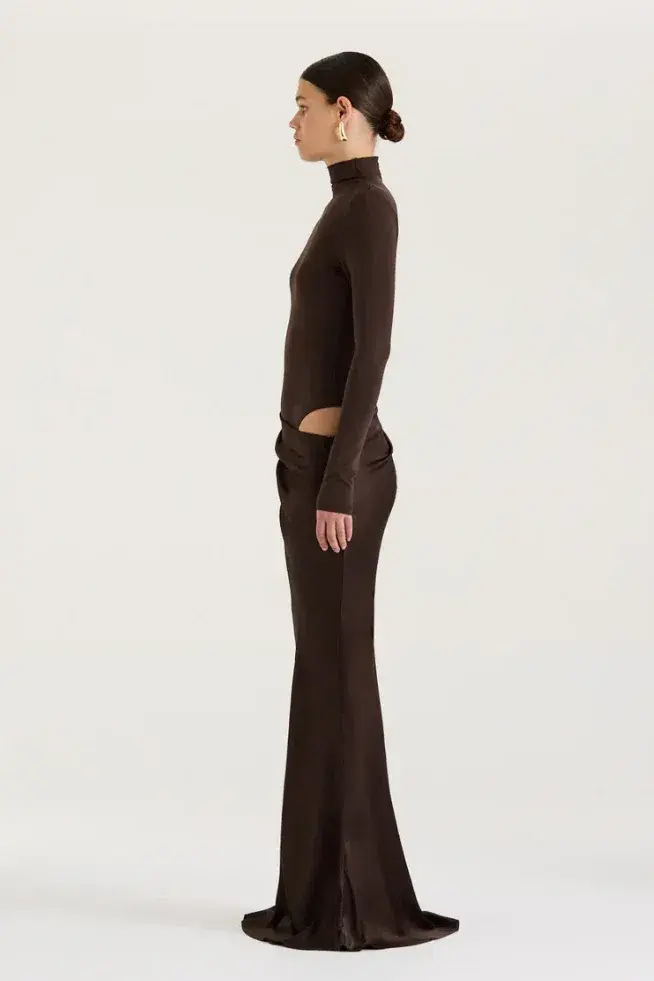 Henne Soraia Brown Size 8 - Image 2