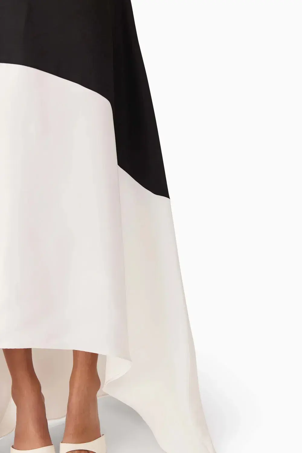 Elliat - Sorrel One Shoulder Gown in Black & White - Size 16 - Image 2