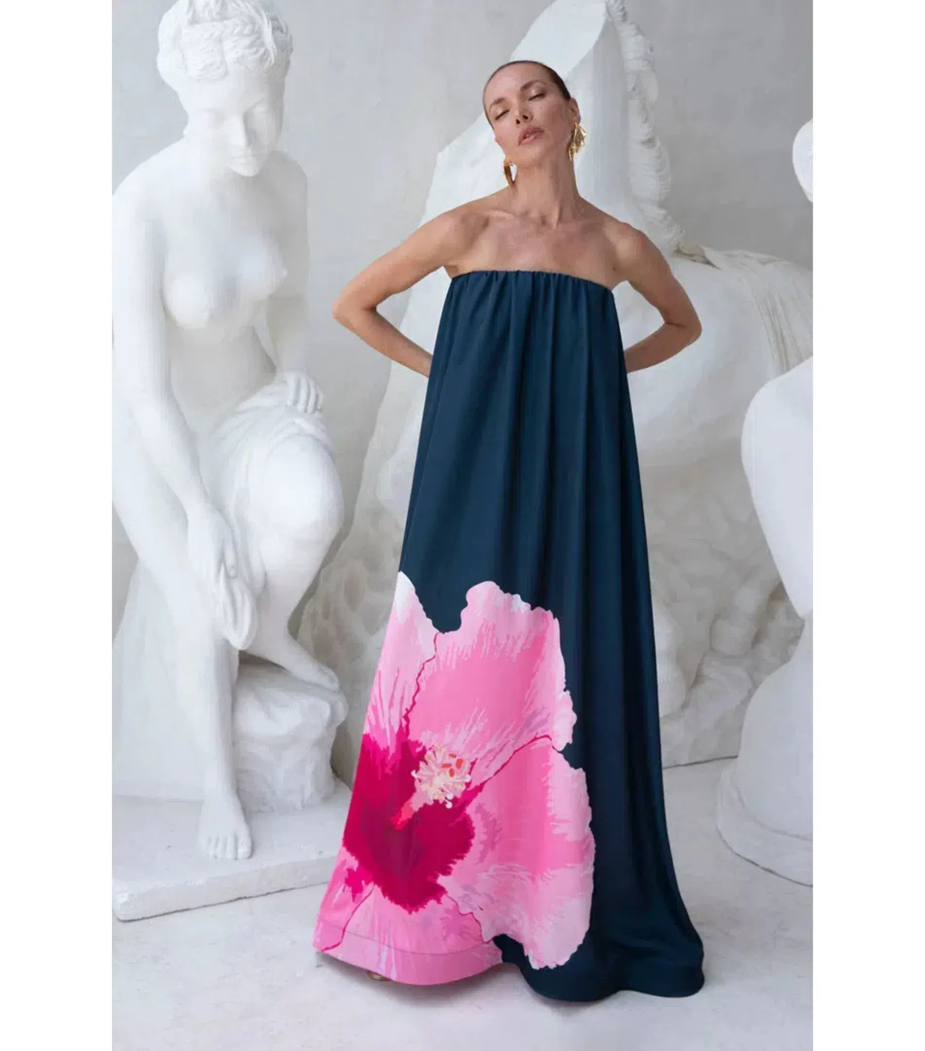 L'Idée Costiera Maxi Dress Hibiscus Midnight Size AU 8 - Image 1