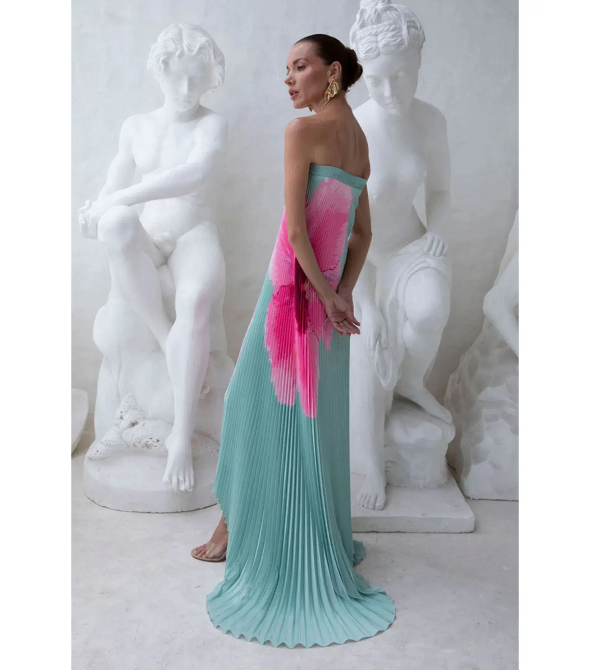 L'Idée Bisous Strapless Floor Length Gown in Hibiscus Verde Size AU 6 - Image 3