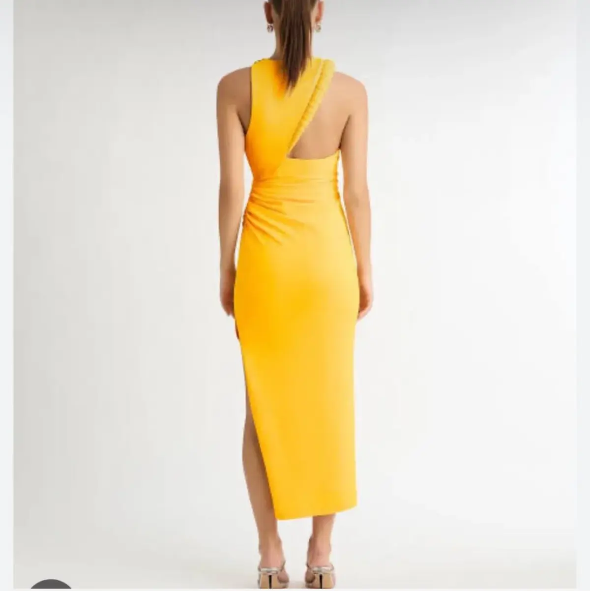 Sheike Portland Midi Dress Yellow Size 18  - Image 3
