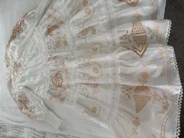 ALEMAIS Cecilia Embroidered Midi Dress in Linen - Image 4
