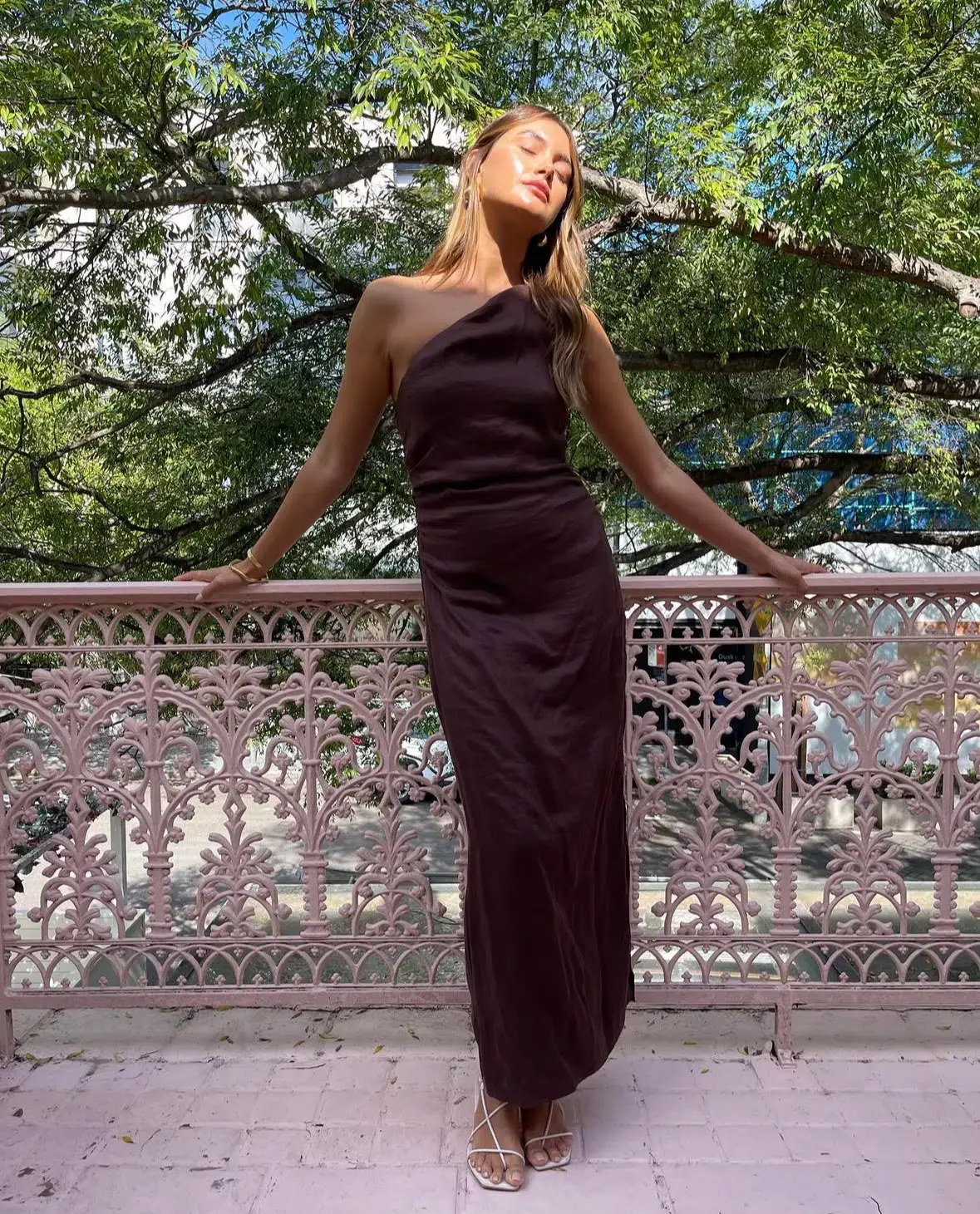 Faithfull The Brand Jomana Midi Dress In Cacao - Image 2