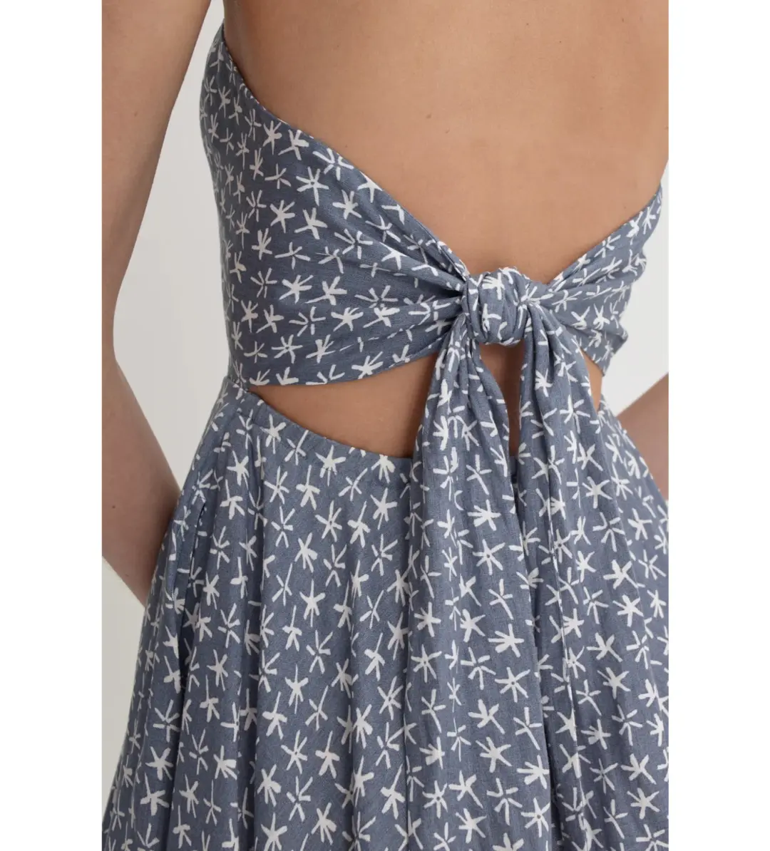 Scanlan Theodore Linen Printed Halter Midi Dress Blue White Size AU 6 for rent on The Volte - main image