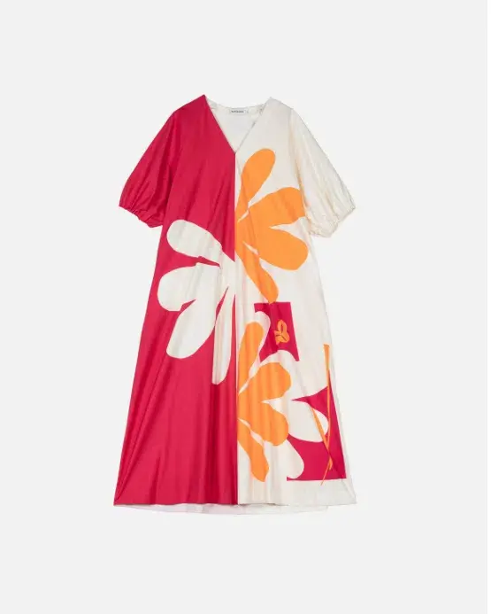 Marimekko white/red polished cotton maxi dress size M ‘Karkelo Kolmikko’ - Image 3