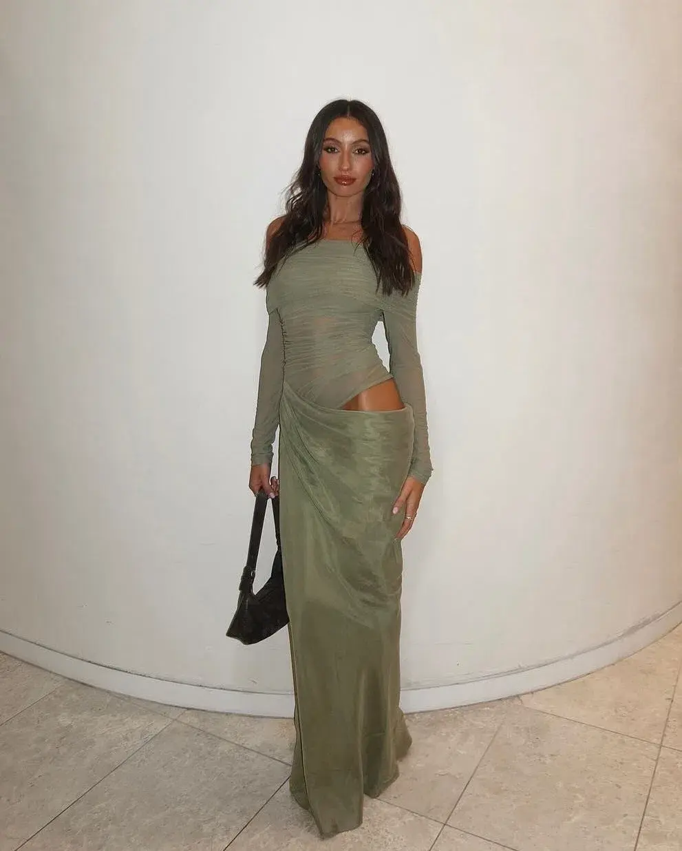 Benni Yasmin Off-Shoulder Maxi Dress Size 10 - Image 1