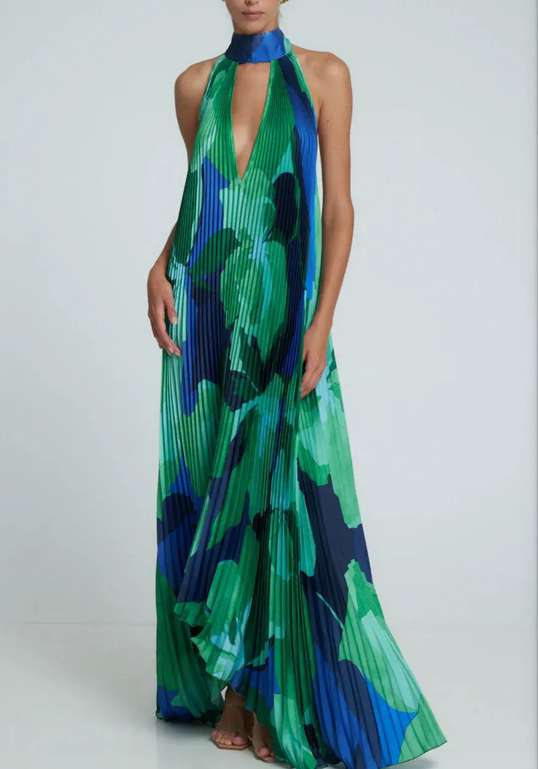 L'IDEE OPERA GOWN IN CAPRI GREEN SIZE 10 - Image 1