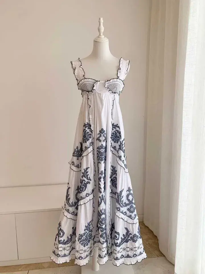 Alemais Hazel smocked embroidered midi dress size 14 - Image 7