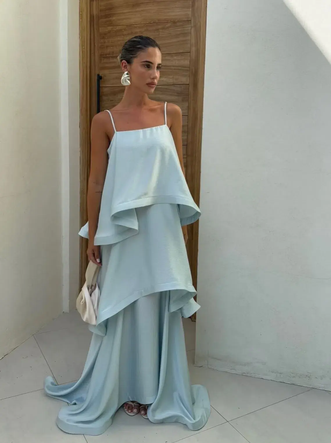 Elliatt Tilly Tiered Maxi Dress size L / 12 Blue  - Image 1