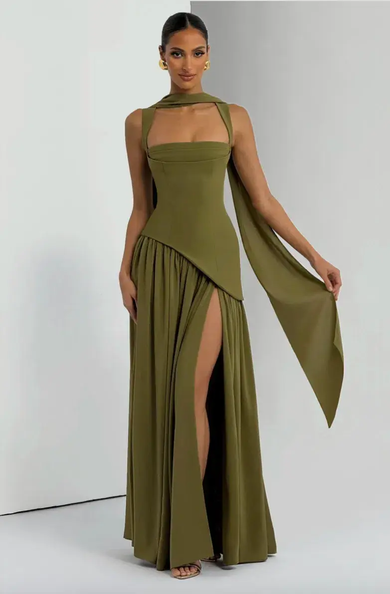 Tullulah Maxi Dress Deep Olive S/8 - Image 5