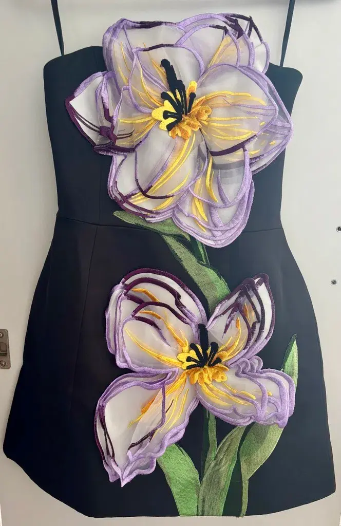 Leo Lin Flower Dress Size 6 - Image 4
