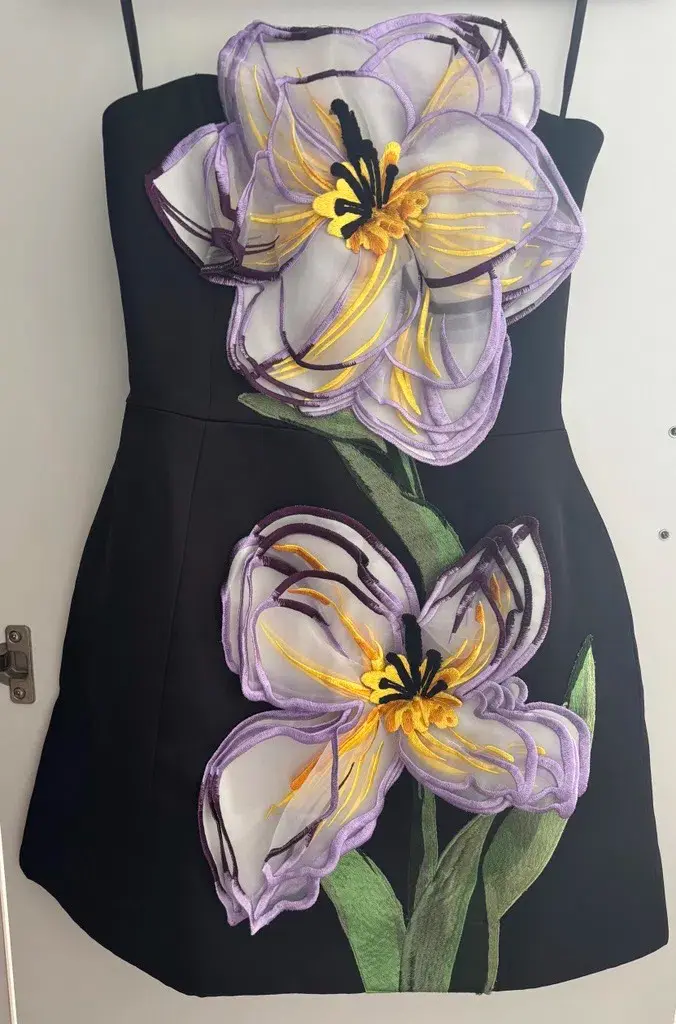 Leo Lin Flower Dress Size 6 - Image 3