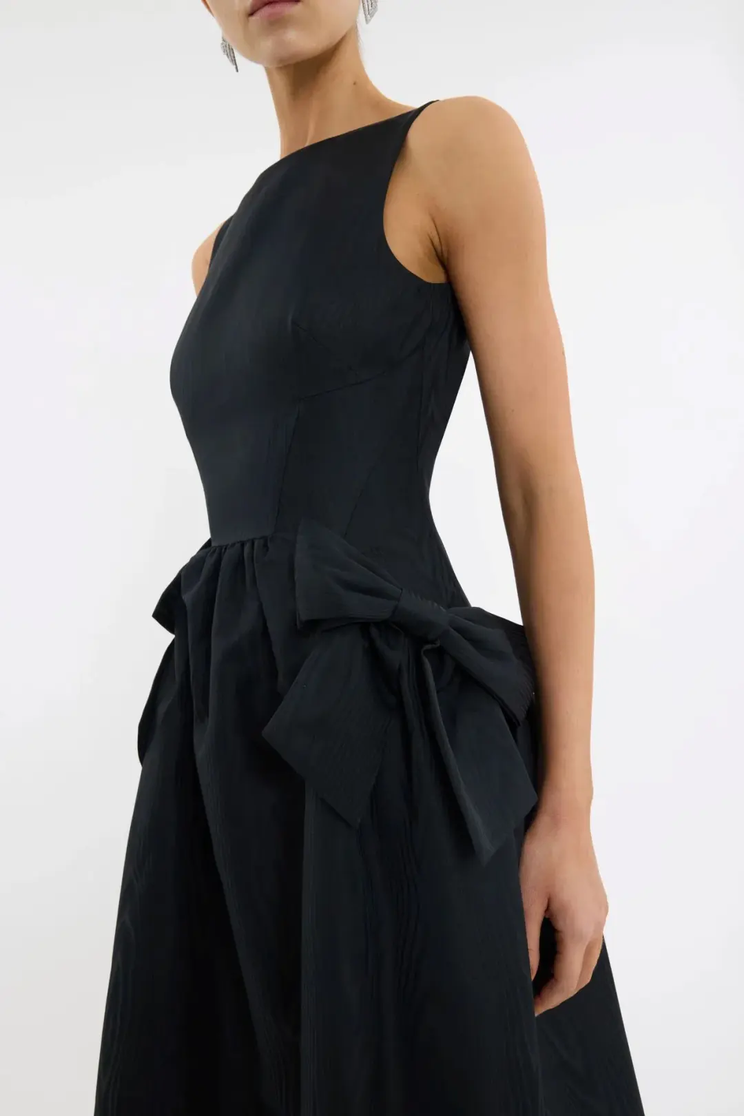 Rebecca Vallance Narcissa Midi Dress Black Size AU 8 for rent on The Volte - main image