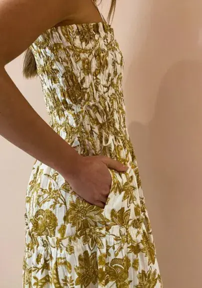 Shona Joy Saffron Shirred Tiered Midi Dress in Curry/Ivory Size 12 - Image 4