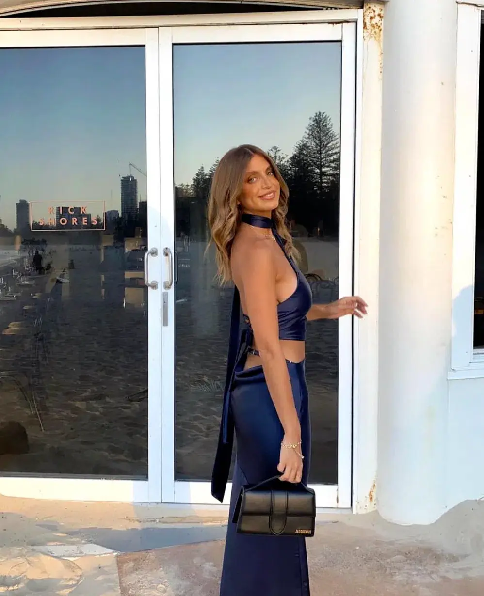 Angelina Set Size 10 for rent on The Volte - main image