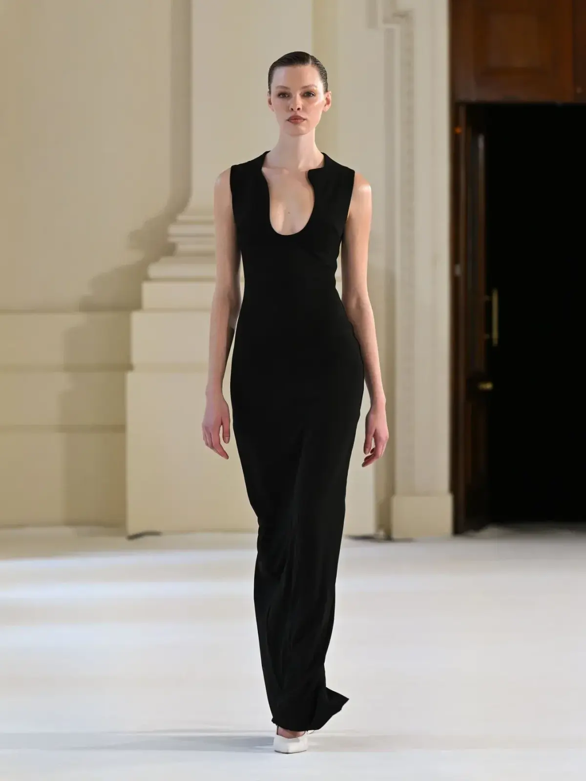 Effie Kats Bloom Gown - Black Size XS - Image 1