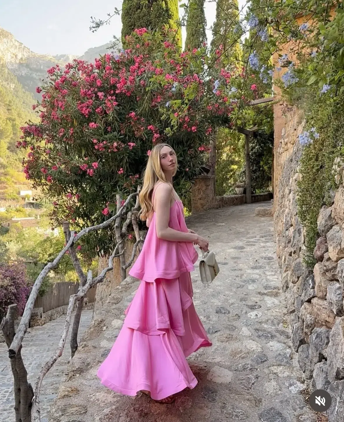 Elliatt Tilly Tiered Maxi Dress Pink Size 10 - Image 5