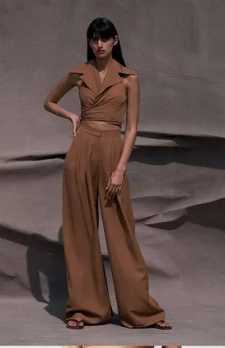 Italian Linen Viscose Cinnamon Set for rent on The Volte - main image