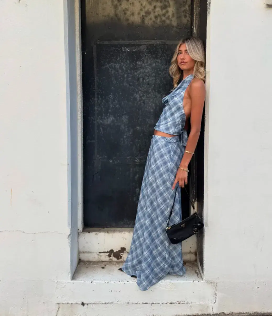 Desero Jacare Capri Set size 6  for rent on The Volte - main image