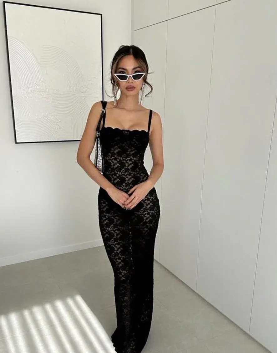 Margot Maxi size 8 - Image 1