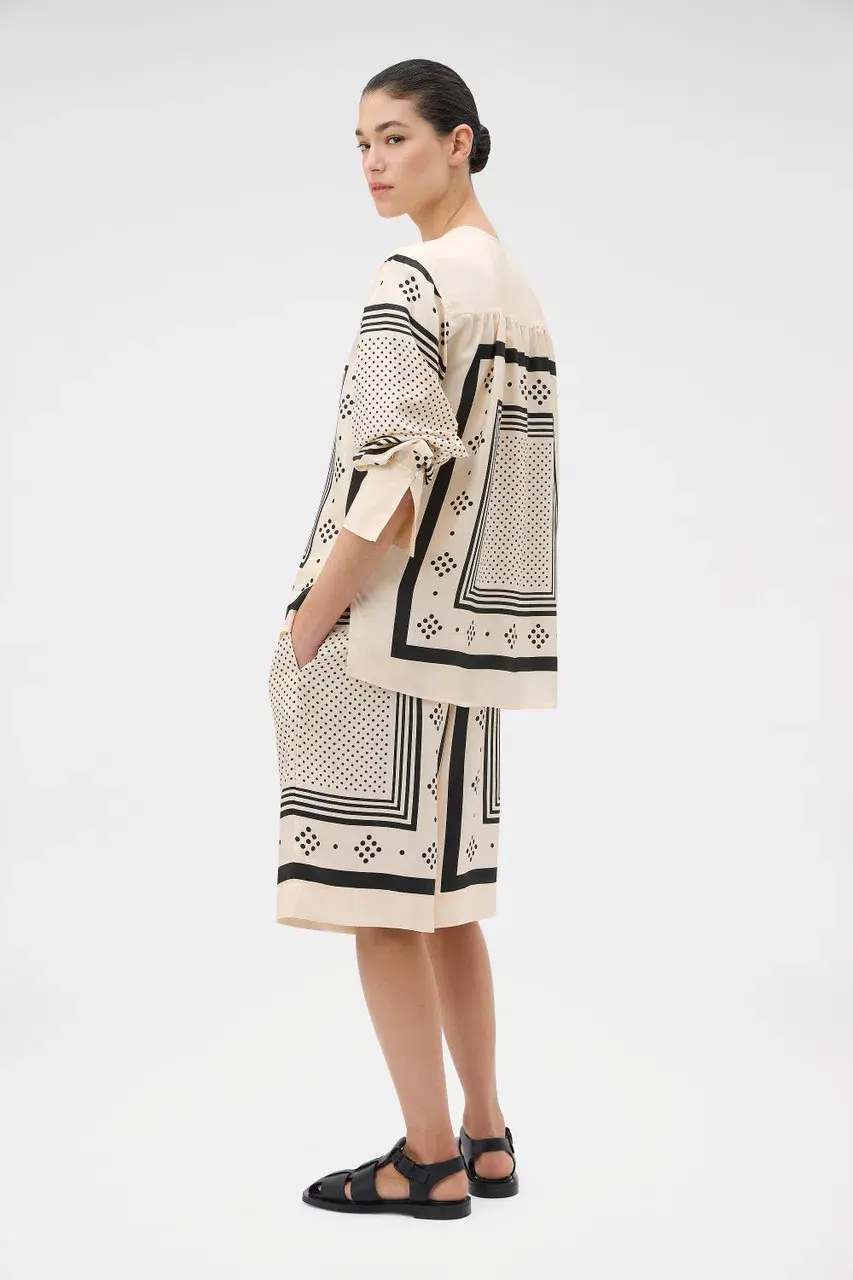 SPOT SCARF PRINT BLOUSE - Image 2