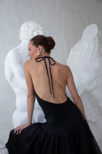 L'IDEE Carrie Dress - Noir (Black) for rent on The Volte - main image