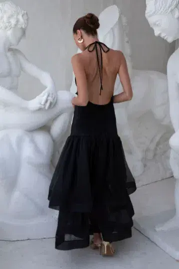 L'IDEE Carrie Dress - Noir (Black) for rent on The Volte - main image