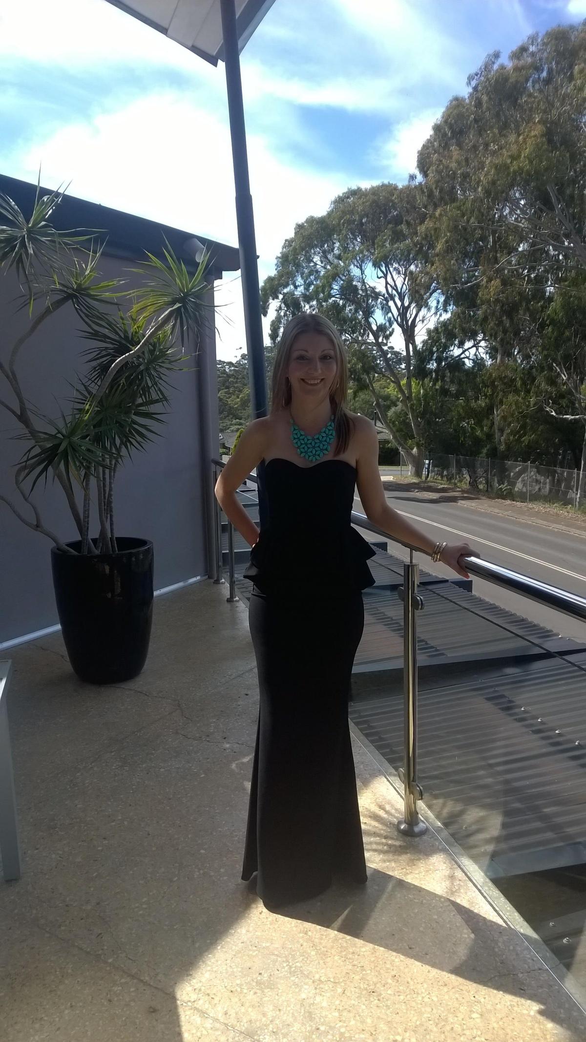 Sheike Black Formal Dress Size 6 - Image 1