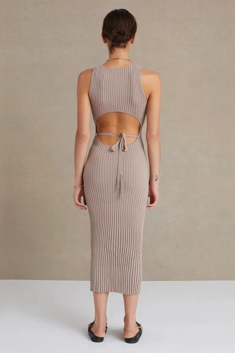 Bec and Bridge Lyla Knit Midi Dress Fawn Size 8 - Image 2