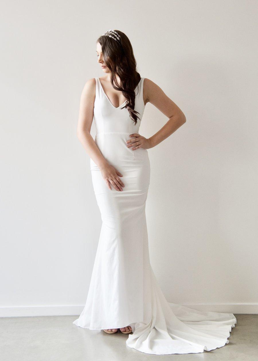 When Freddie Met Lilly Georgette Gown White Size 10 - Image 1