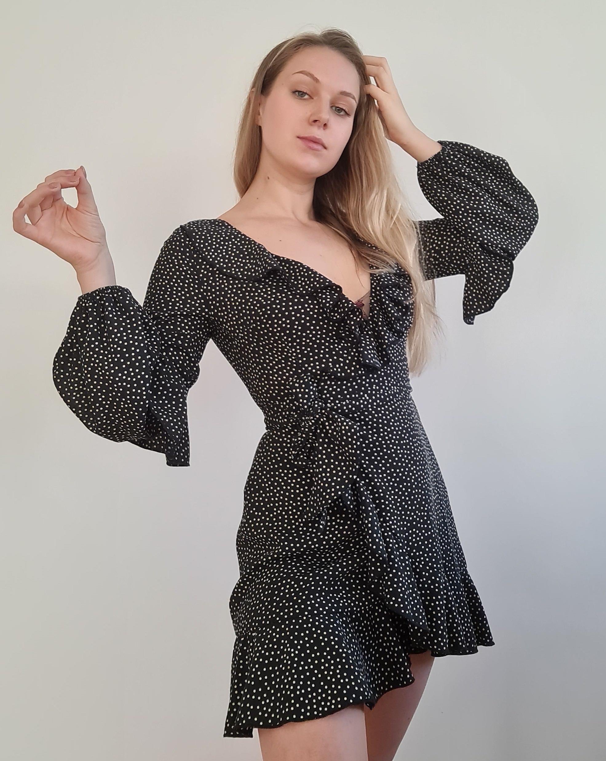 Finders Keepers Solar dress Size 8 - Image 2